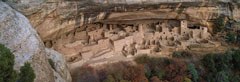 Cliff Palace, dans le parc national de Mesa Verde, dans l'État du Colorado, a été, entre le 9e et le 12e S, le haut lieu de la culture anasazienne troglodyte